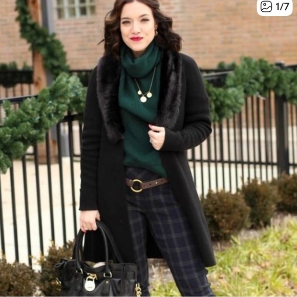 CABI BLACK FAUX FUR DYNASTY LONG CARDIGAN GREAT COND SIZE LARGE - Picture 2 of 8